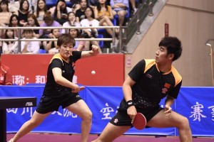 亚运会乒乓球混双赛（挥拍交错，华丽争夺，亚洲乒坛双打巅峰对决）
