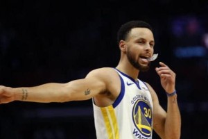 NBA大手怪排行榜（引领篮球时代的巨人们如何成为NBA历史中不可忽视的存在？）