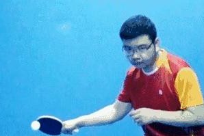 提升乒乓球技巧的关键（通过坚持乒乓球底线正手练习，提高球技水平）