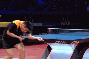 乒乓球自创技巧动作教学（探索乒乓球独特技巧，提升战术实力）
