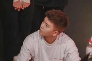 任嘉伦（挑战传统，突破极限的年轻球员）