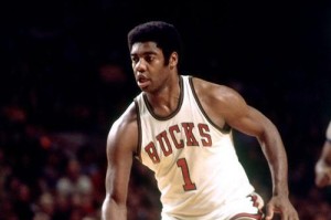 NBA中锋得分排行榜（谁将成为下一个得分之王？（）