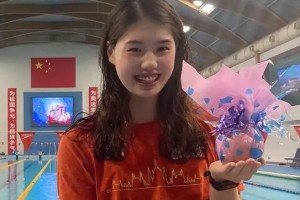 揭秘游泳技巧男生是谁（了解如何打扮成美女游泳高手，男生们也能受益匪浅）