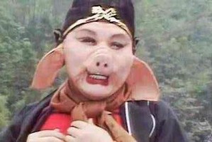 游泳空手刺水技巧全面解析（轻松掌握游泳空手刺水的要领，成为水下冠军！）