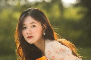 武汉美女游泳换气技巧教学（掌握正确换气技巧，游泳轻松又优雅）