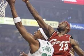 NBA最新盖帽排行榜（超群实力的大个子们在NBA席卷盖帽榜单）