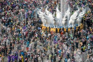 足球采花过人技巧大全（掌握精湛技艺，让对手眼花缭乱）