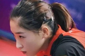 郭跃（女神郭跃以优雅姿态征服乒乓球赛场）