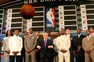 2021年NBA球员出场时间排行榜（揭秘NBA球员出场时间最多的明星球员，探究他们的成功）
