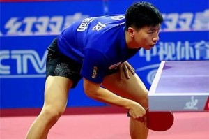 乒乓球中台弧圈球的魅力（拥抱弧圈，释放乒乓激情）