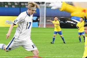 足球带球发力技巧（掌握带球技巧，提升足球发力水平）