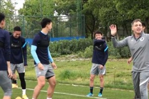大连高中足球技巧——打造未来之星（以激情、技术和战术为基石，开启足球梦想的征途）