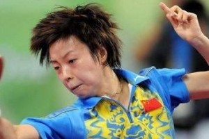 女生打乒乓球技巧大揭秘（轻松学习，提升实力，享受乒乓球的快乐）