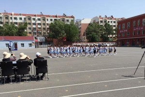 西城小学的乒乓球操活动（乒乓球操带给西城小学学生的健康和乐趣）