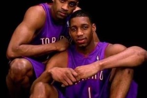 NBA球星热搜排行榜（揭秘NBA热门球星的真实故事，展现他们的辛勤付出和成功之路）