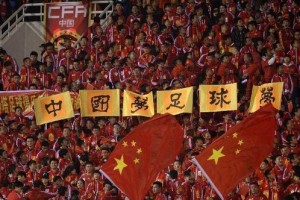 历史上中国国家足球队参加世界杯的艰辛历程（回顾中国国家足球队在世界杯中的经历与成就）