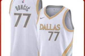 NBA球衣热卖排行榜（探索2021年度最受欢迎的NBA球衣，勾勒出篮球界的风向标）