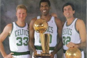 NBA历届冠军排行榜（统计数据展现NBA历年冠军奖杯争夺的激烈竞争）