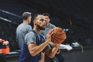 NBA历史投篮次数排行榜（揭秘NBA球星们的投篮进攻壮举与效率之争）