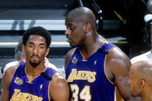 NBA历史上十大退役球员（见证伟大时刻，永不磨灭的传奇）