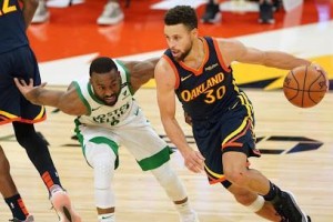挑战防守之巅！揭秘选秀之后的篮球单挑防守之王（谁是NBA历史上最出色的篮球单挑防守员？追寻传奇之路）