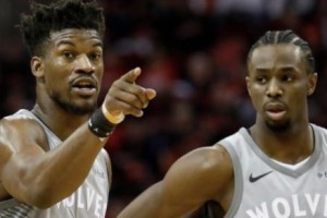 NBA篮球最佳防守球员（揭秘NBA历届最佳防守球员，他们如何捍卫篮下领土）
