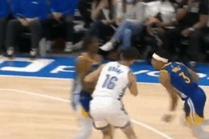 NBA得分排行榜（罗斯领跑，字母哥追赶，两大球星对决点燃全场）