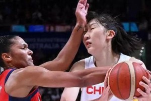 回顾15届女篮世界杯冠军历史（女篮世界杯中的传奇辉煌与精彩时刻）