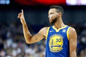 NBA现役球星粉丝排行榜（揭秘NBA球迷心中的最爱，排名榜单及背后的故事）