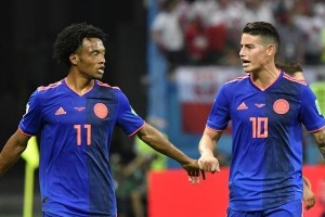 回顾法国英格兰世界杯历史（世界杯的辉煌与传奇）