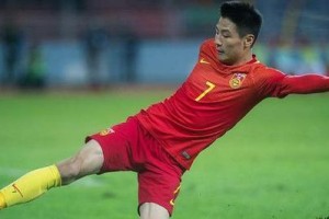 武磊状态回暖，为中国队赢得世界杯的希望（武磊以出色表现再次进球，为国家队带来新的希望）