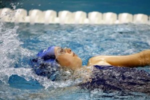 游泳、跑步和跳绳（探索游泳、跑步和跳绳中的共同技巧）