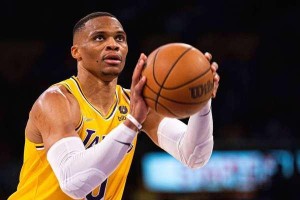 NBA上篮不中排行榜（关注命中率糟糕的NBA球员，寻找突破之道）