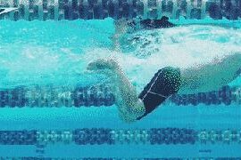掌握水下游泳蛙泳技巧的秘诀（实用教学指南助您成为蛙泳高手）