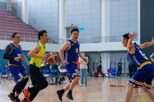全面指南（成为篮球场上的防守利刃，关键是掌握这3个要点）