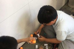 纸上乒乓球乐——探索叠叠乐的魅力（用纸和乒乓球，玩出无限乐趣）