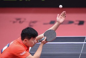 乒乓球下旋球横拍接球技巧（掌握接住下旋球的秘诀，提升横拍技术）