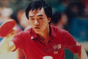 乒乓球直板正胶打法技巧大全（掌握直板正胶，成为乒乓球高手！）