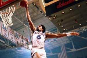 NBA历史上最震撼的封盖扣篮排行榜（NBA封盖之王的巅峰对决！）