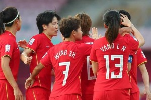 回顾19年女足世界杯（赛场上的女性力量展现，历史将留下浓墨重彩的一笔）