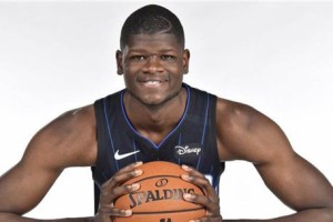 NBA天赋巅峰（探索NBA历史上最具身体天赋的球员，谁是真正的统治者？）
