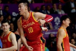 国内篮球顶级防守运动员的霸业（挑战极限，保护全场，防守巅峰的秘密揭秘）