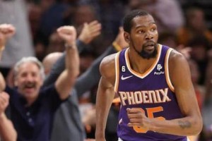 NBA史上失误排行榜（篮球场上不可避免的尴尬瞬间，记录在这个失误榜上）