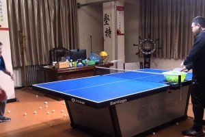 乒乓球训练如何有效锻炼腰部？（以乒乓球为媒介，打造迷人腰线！）