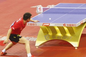 乒乓球反手攻球的技巧与训练方法（提升乒乓球技术水平的关键技术和训练计划）